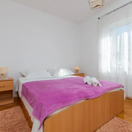 Apartment With A Parking Space Marusici, Omis - 1131 Mimice