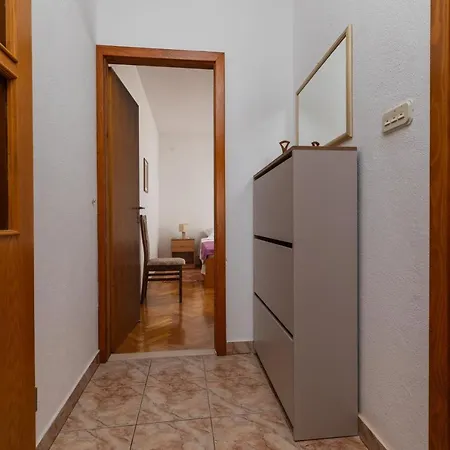 With Parking Space Marusici - Omis - 1131 * Mimice