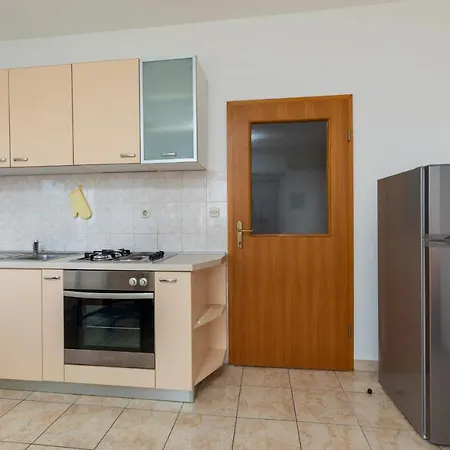 With A Parking Space Marusici, Omis - 1131 Apartment
