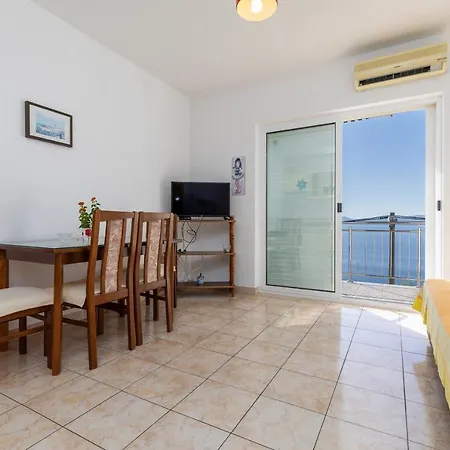 Apartament With Parking Space Marusici - Omis - 1131 Mimice