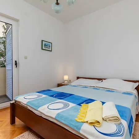 With A Parking Space Marusici, Omis - 1131 Apartment Mimice