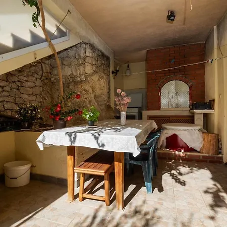 Apartment With A Parking Space Marusici, Omis - 1131