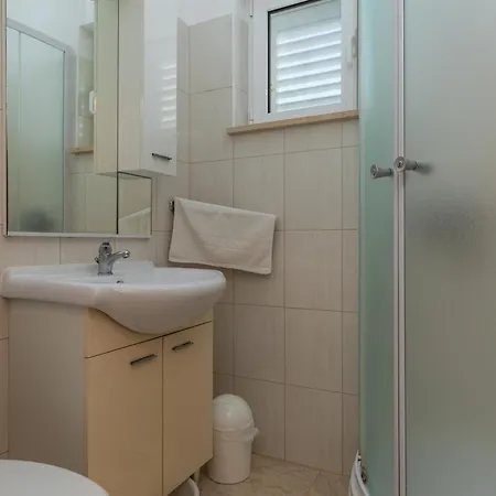 With A Parking Space Marusici, Omis - 1131 Apartment *