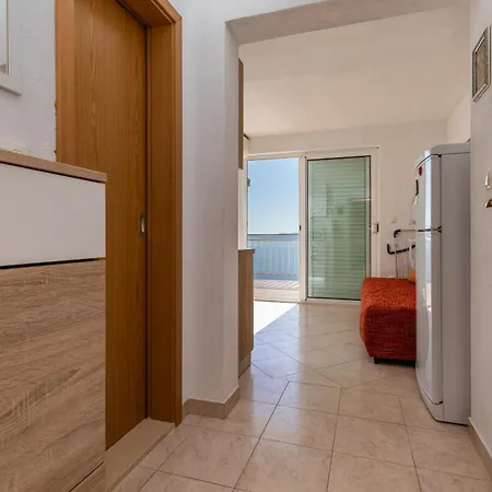 Apartment With A Parking Space Marusici, Omis - 1131 Mimice