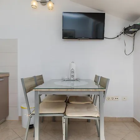 With Parking Space Marusici - Omis - 1131 * Mimice