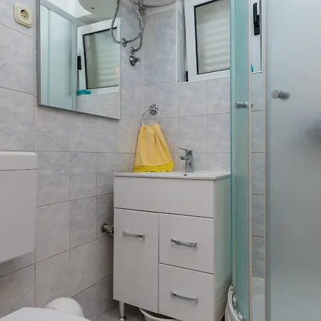 With A Parking Space Marusici, Omis - 1131 Apartment *
