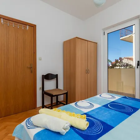 With Parking Space Marusici - Omis - 1131 Mimice
