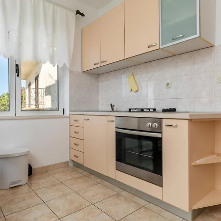 With Parking Space Marusici - Omis - 1131 Mimice